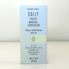 Trader Joe's Daily Facial Mineral Sunscreen SPF 40 Oil Free 1.7 OZ - Exp 07/2027