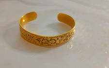 14k solid gold Bangle Bracelet Textured Solid 37.22 grams  S52 