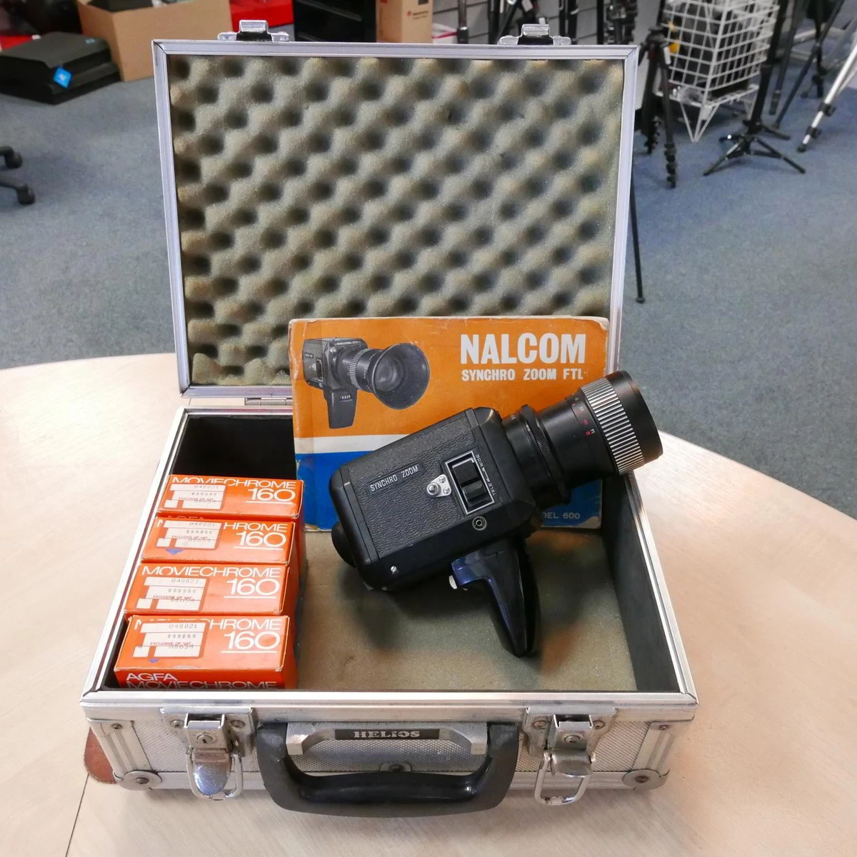 APPAREIL PHOTO NALCOM FTL Synchro Zoom Super 8, objectif Shinkor 6,5