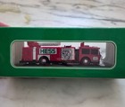 1999 Hess Miniature Fire Truck Collectible New in box — photo 2