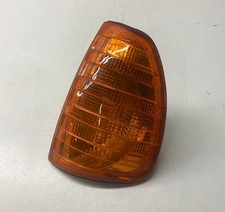 Mercedes W123 S123 C123 Blinker Blinkleuchte Orange links BOSCH 1305233916 NOS Mercedes W123 S123 C123 Blinker Blinkleuchte Orange links BOSCH 1305233916 NOS