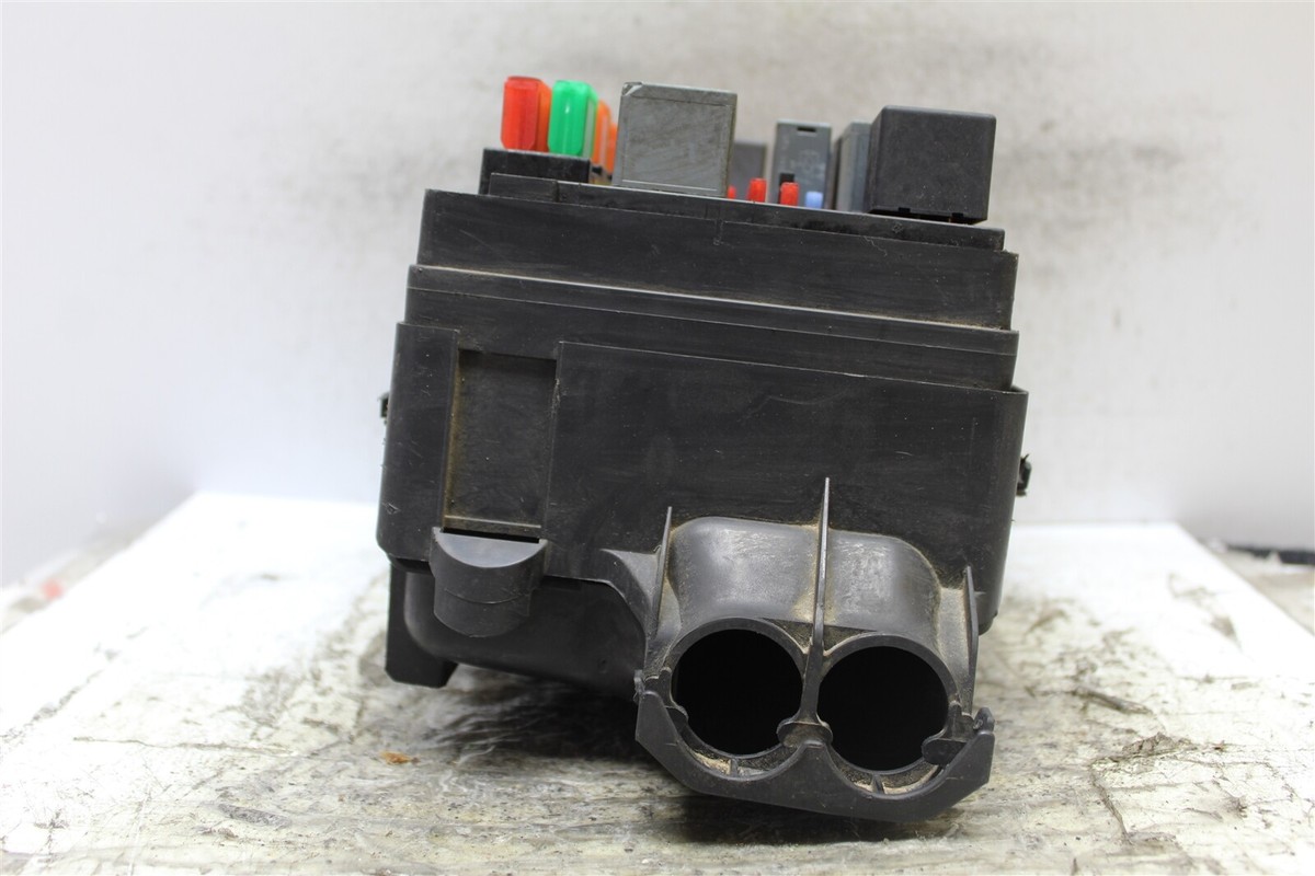 22718489 Chevrolet Malibu 2000-05 Fuse Box Relay junction Unit