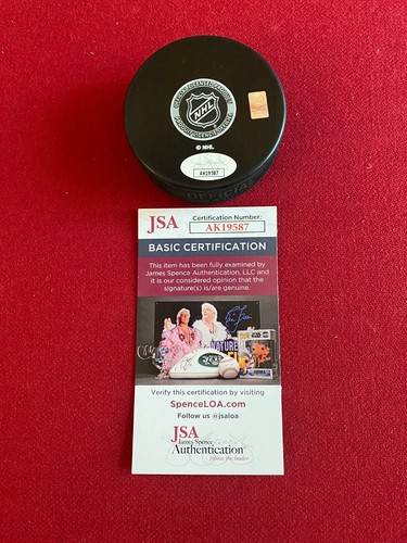 Ray Bourque, "Autographed"(JSA) Avalanche Puck (Scarce / Vintage) - Picture 2 of 2