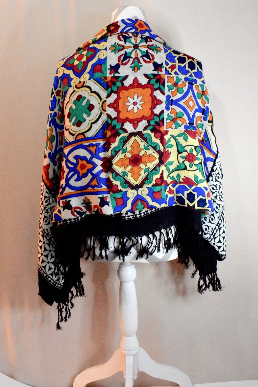 DANA XU Large Scarf / Pashmina Shawl 96" x 43" 100% Pure Australian Merino Wool
Opens in a new windo