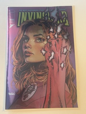 INVINCIBLE # 1 - MEGACON -DAN PANOSIAN FOIL 2026 EXCLUSIVE VARIANT