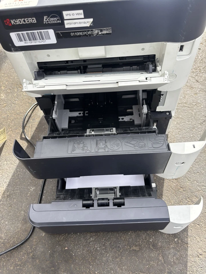 Kyocera Ecosys FS-4200DN Monochrome Laser Printer With extra paper tray - Image 3 of 4