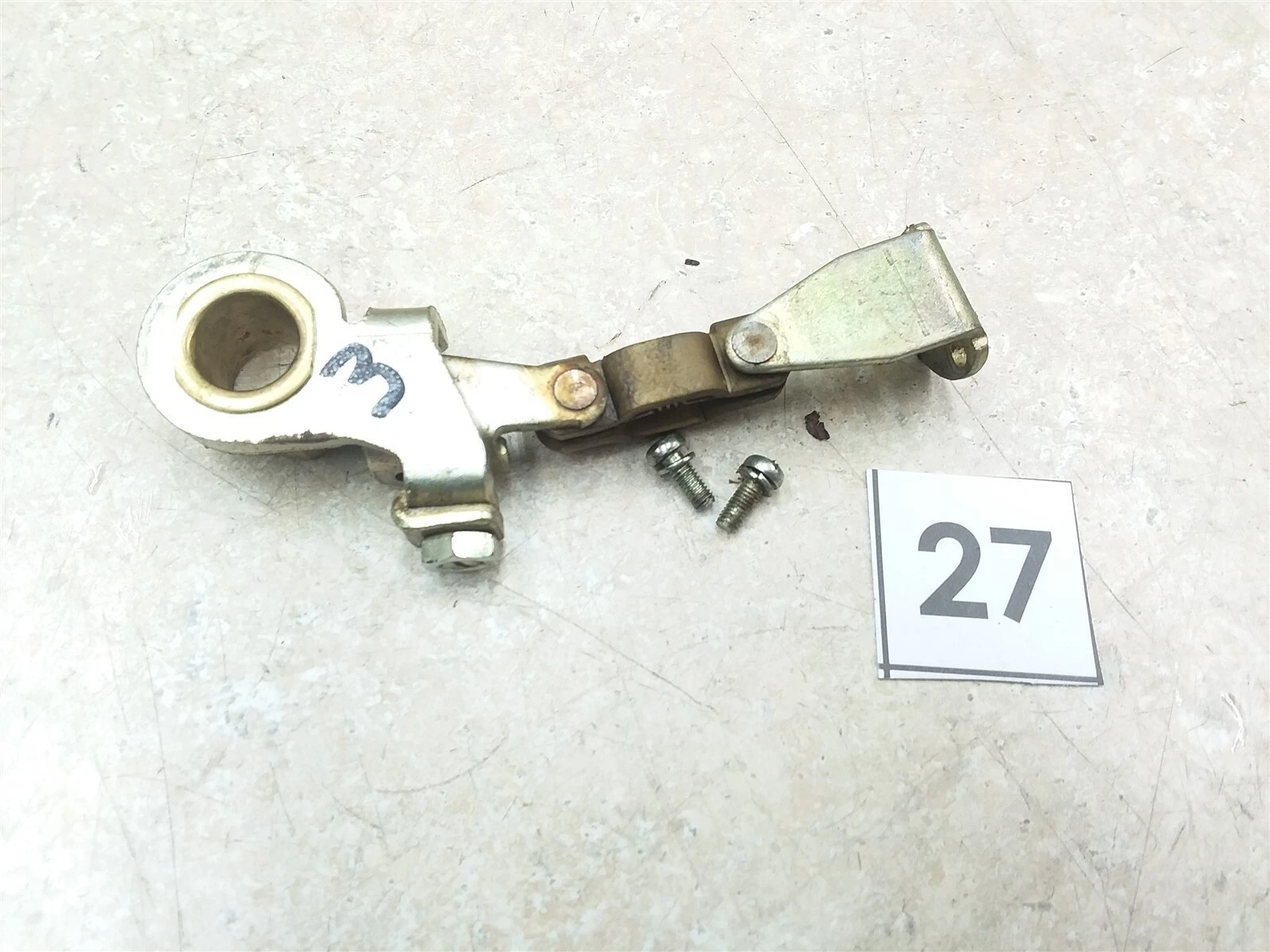 Honda CB550-K Carb RIGHT  Hand Inside Body Linkage Arm #27 1978 UO AP-349