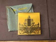 VINTAGE ELGIN AMERICAN MIRRORED COMPACT