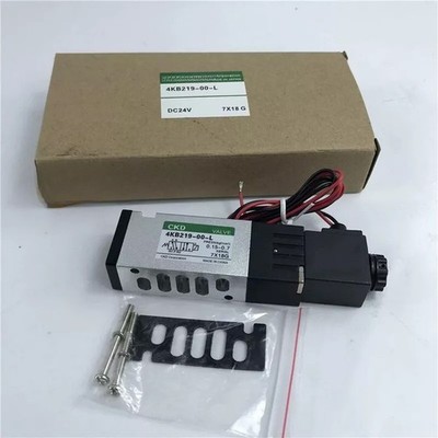 CKD 4KB219-00-L AC220V/DC24V Electromagnetic Valve New KD *wq