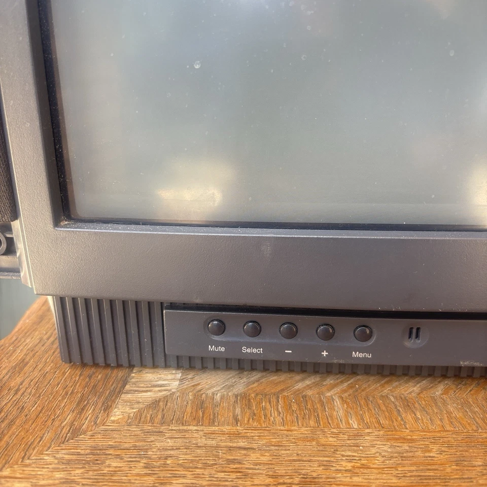IBM Aptiva 7095-593 14 复古游戏 1996 CRT VGA 显示器原样部件维修 — 第 4/4 张图片