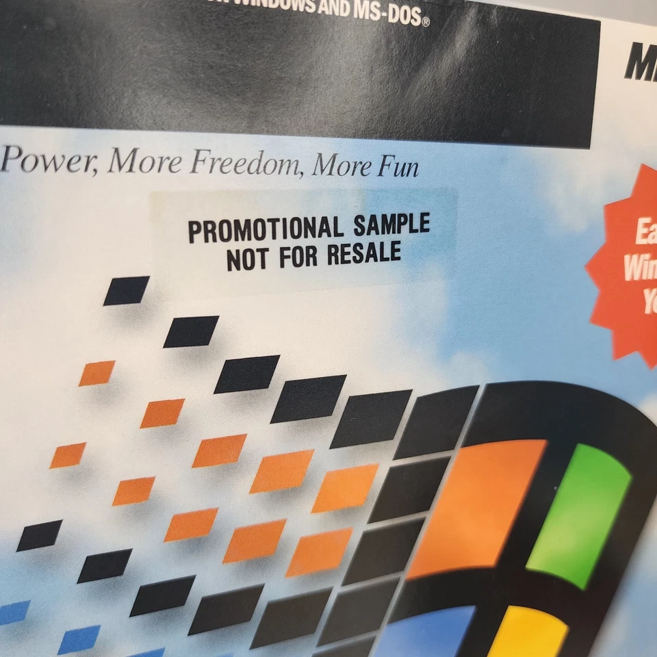 Rare Windows 95 Promo Sample 13 Floppy DMF Set + Microsoft Plus! CD & Books - Image 2 of 4