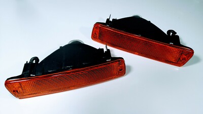 for Toyota Land Cruiser 1993-1997 FZJ80 front turn signals LH /RH