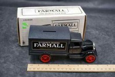 ERTL Die-Cast coin Bank 1931 McCormick-Deering Farmall Hawkeye Truck 232