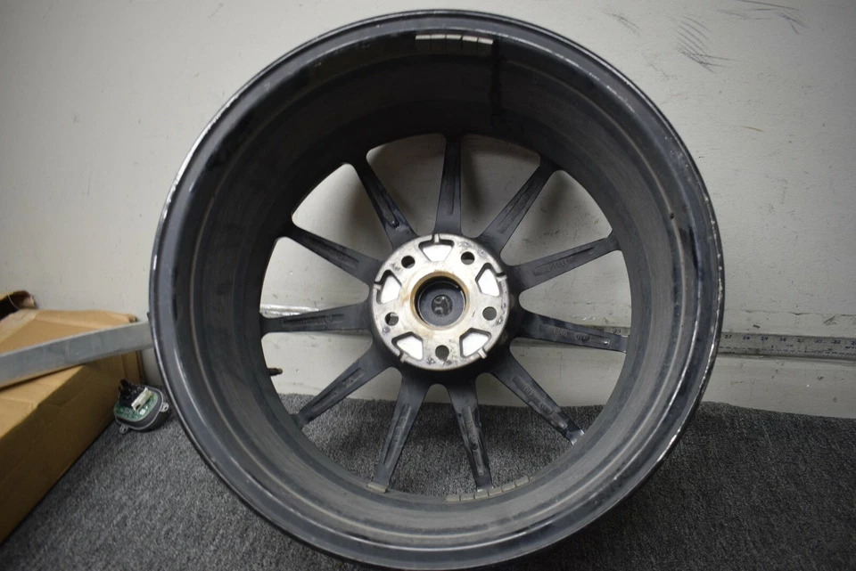 RS WHEEL VOLKSWAGEN GTI RIM 18X8.5 CUSTOM - Image 4 of 4
