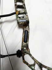 Elite Valor RH Compound Bow 60lb 28in Draw 29 ATA Camo/Black Aluminum