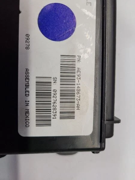 Módulo de puerta levadiza Lincoln MKT 2010 10 Foto 3 de 4