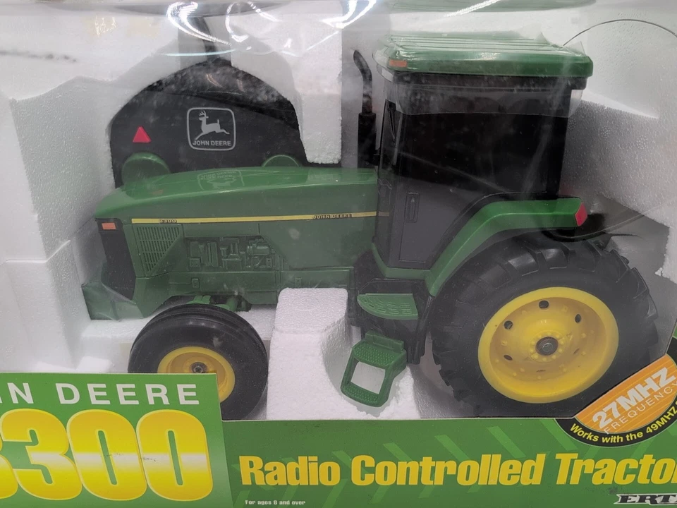 1/16 Ertl Farm Toy John Deere 8300 Radio Remote Control R/C  - Image 3 of 4