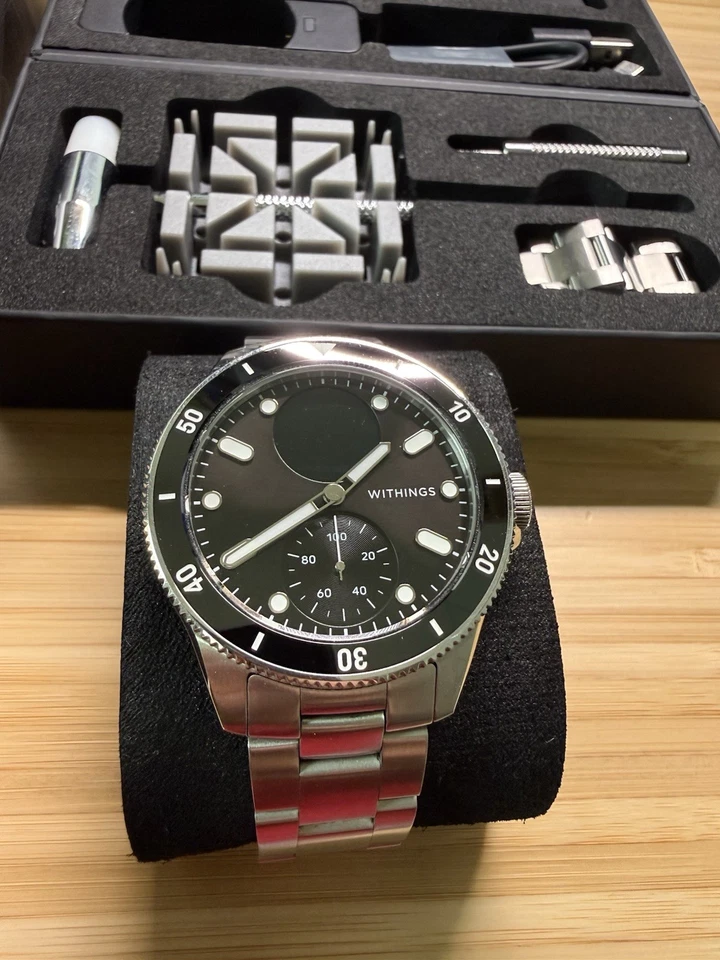Withings ScanWatch Nova Schwarz 42mm - Bild 2 von 4