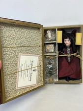 WENDY LAWTON LIBRARY COLLECTION THE CHRISTMAS DOLL, DOLL SET