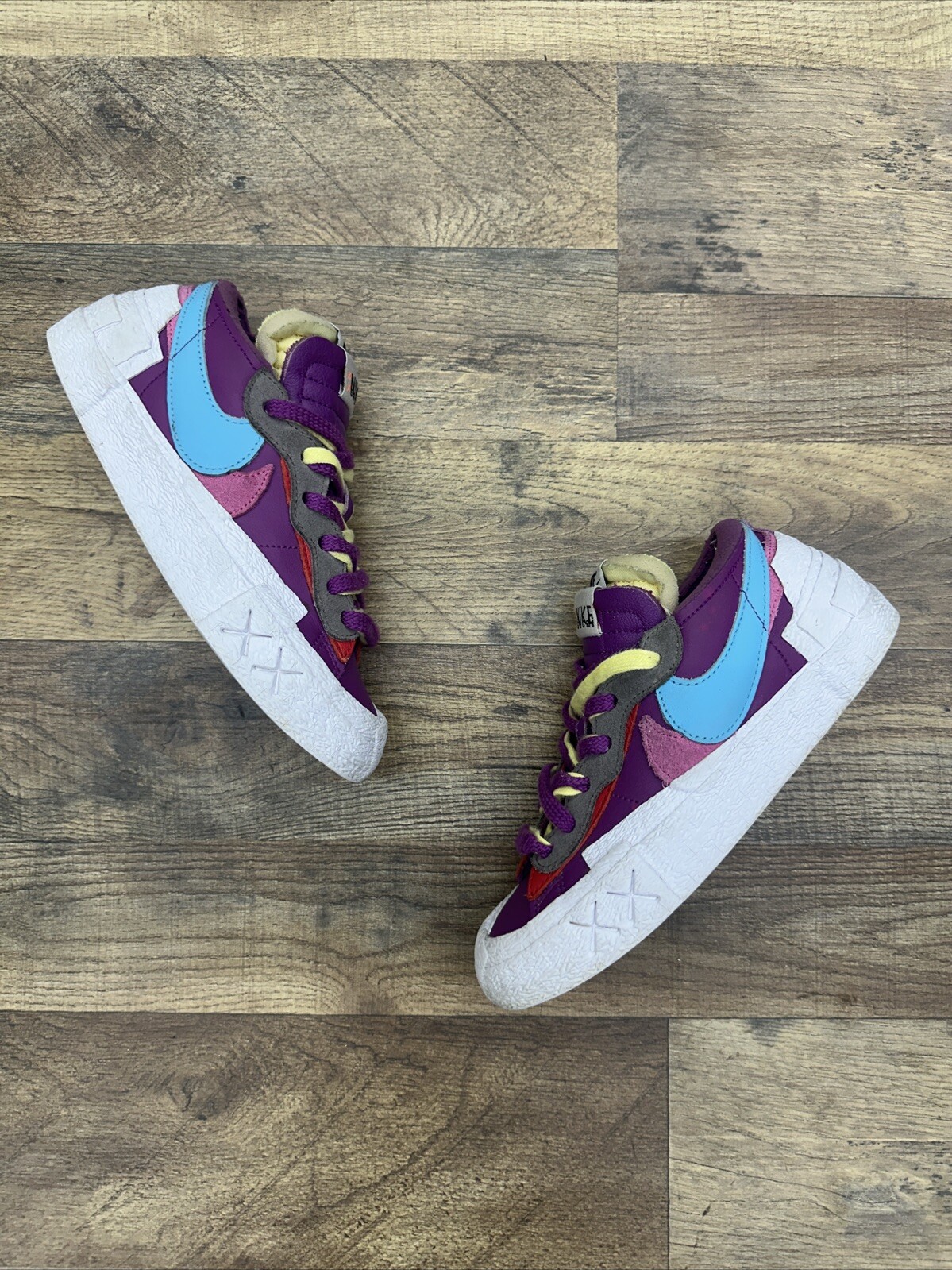 SACAI X NIKE Taglia 4 5 Nike KAWS x sacai x blazer viola tramonto basso