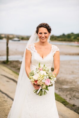 Wedding dress Augusta Jones Anita Size 10/12 UK