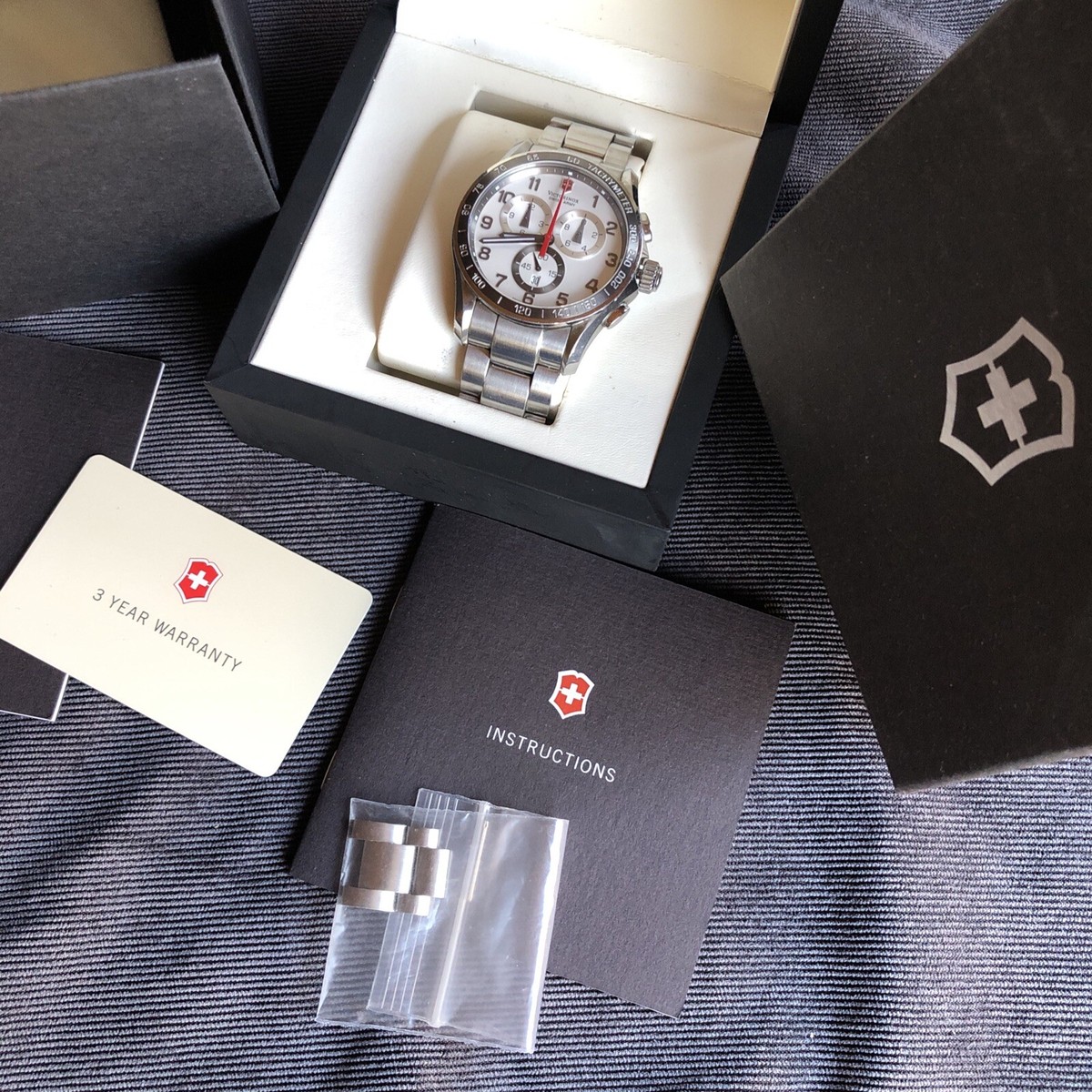 Victorinox 241213 Chronograph White Dial Men's Watch Outstanding