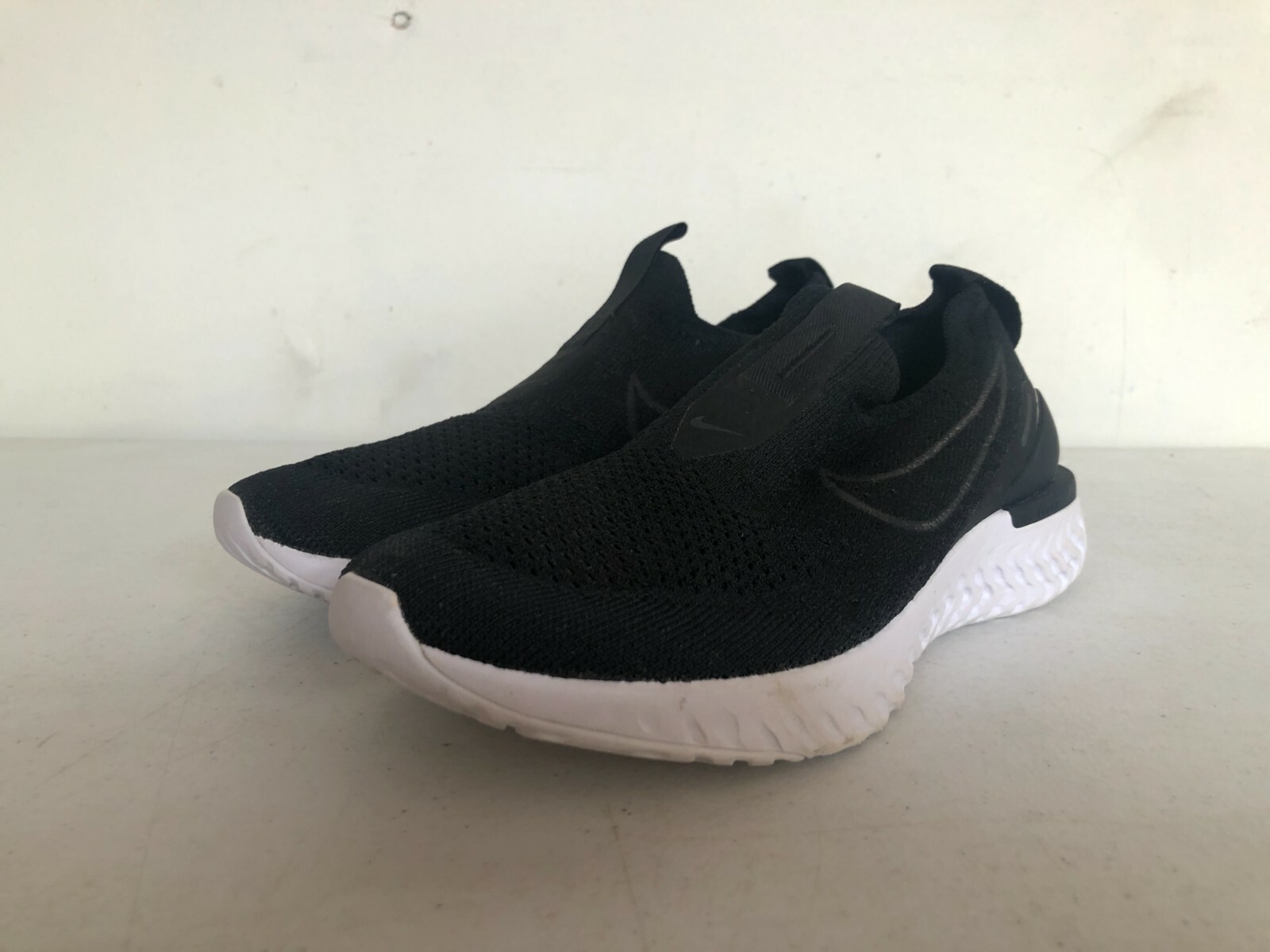 Nike Epic Phantom React Flyknit Running 