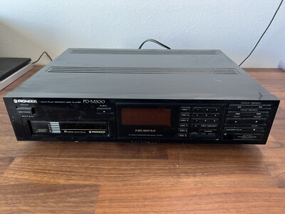 Pioneer PD-M500 Player Multi-Play  TURNS ON Vintage