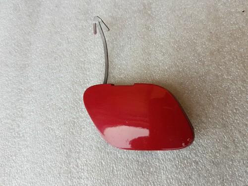 SUZUKI FZ SWIFT Front Bumper Tow Eye Cover Hook Cap, ZRJ Red, Suits 09/2013- - Bild 1 von 2