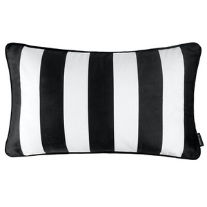 black rectangle cushion