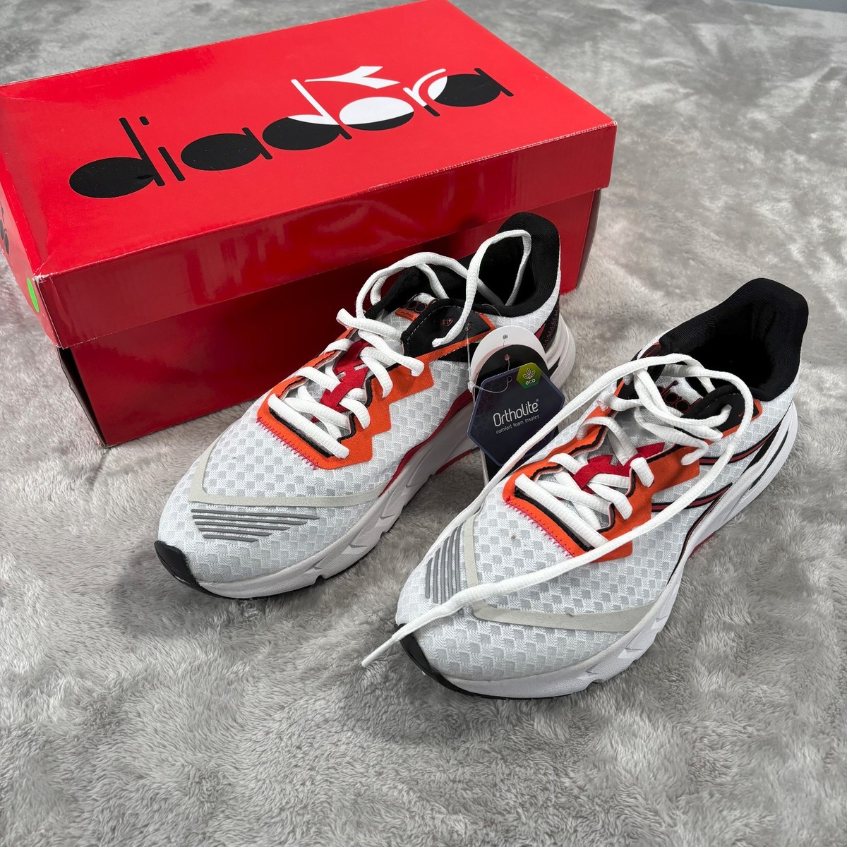 Diadora Running Shoes Womens 10 White Black Red Mythos Blushield