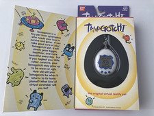Vintage Tamagotchi Gen 1 1800 White Blue Sealed NIB 1996 Bandai