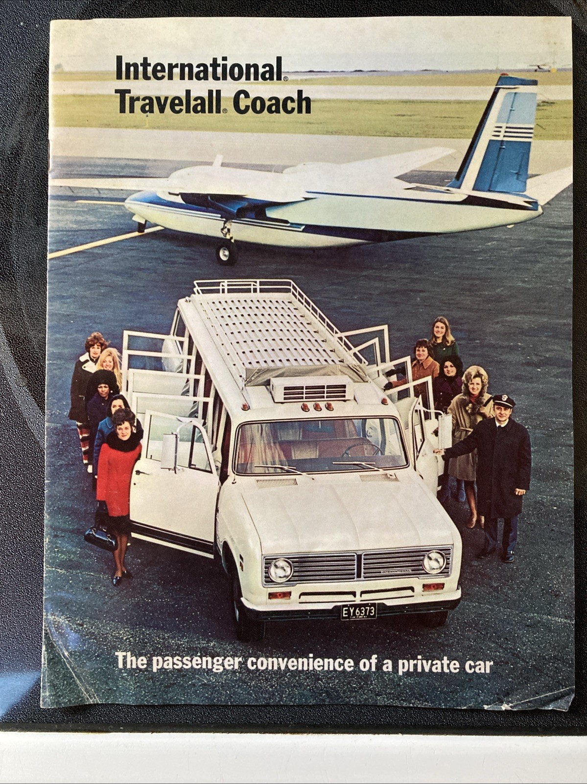 International Harvester Travelall Coach 1972 Sales Engineering Bulletin