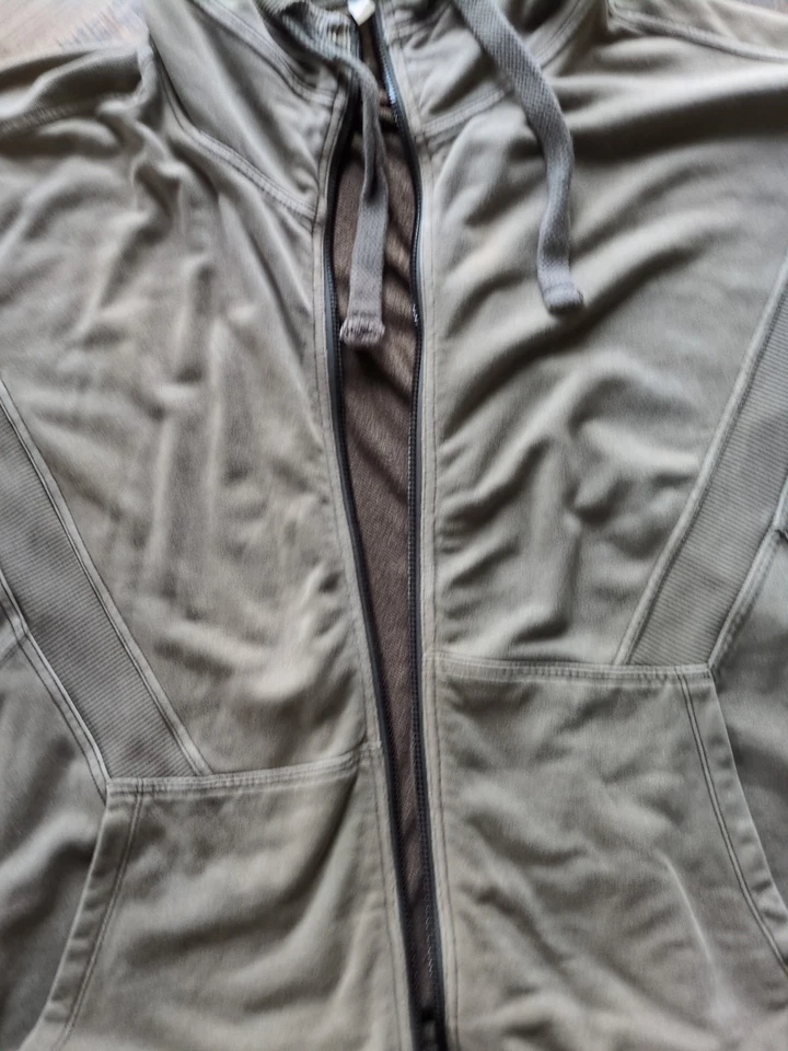 Sudadera con Capucha FP Movement by Free People All Your Love Verde Oliva Talla Pequeña Foto 4 de 4