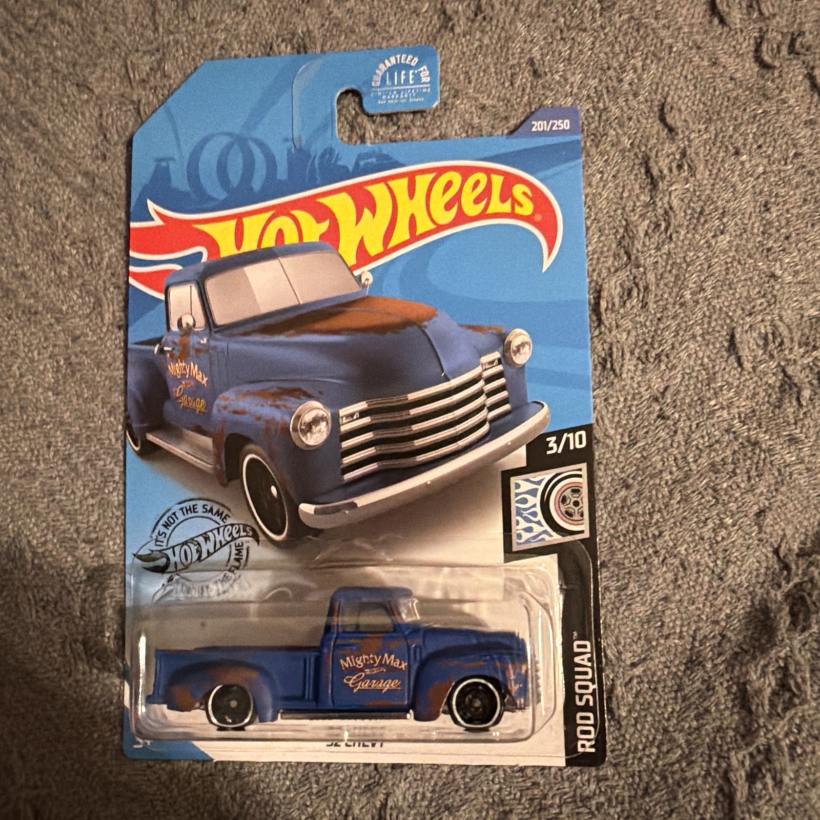 Hot Wheels '52 CHEVY Rod Squad 3/10 Blue 2020 Series Number 201/250 - NEW NIP