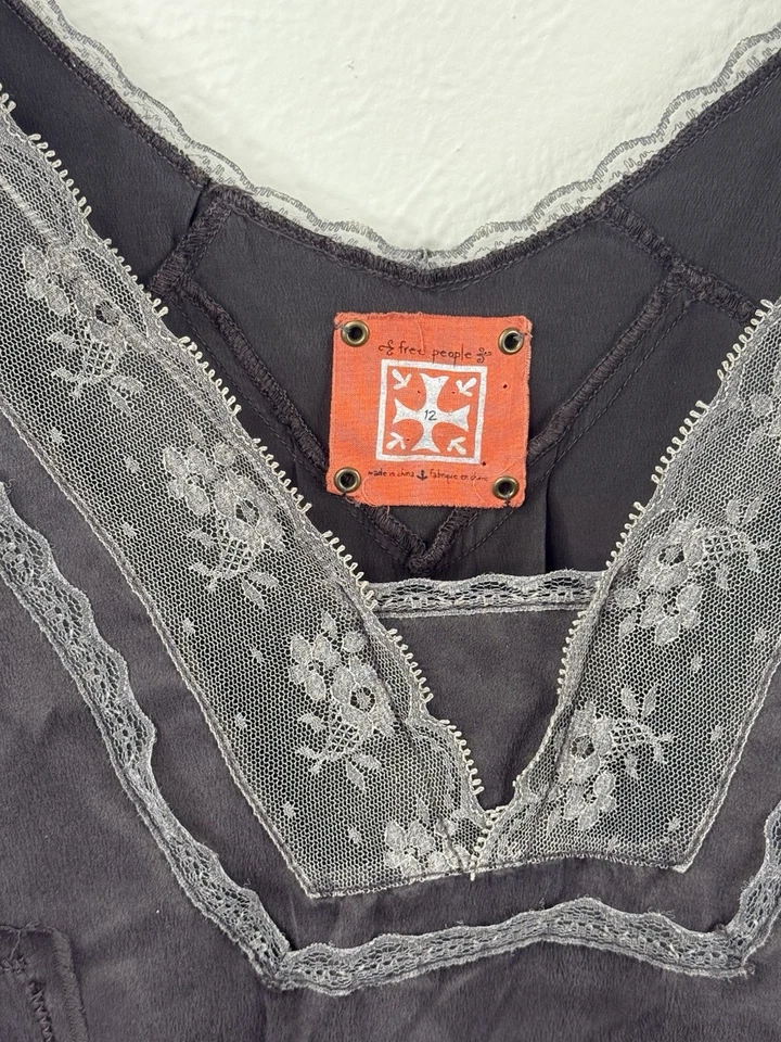 Free People Top Womens 12 Large 100% Silk Lace Brown Y2K Cottagecore Whimsygoth - Image 2 of 4
