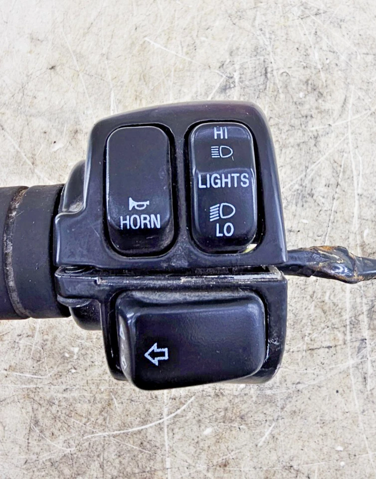 2000 Harley Davidson Sportster 左把手开关外壳按钮控制手柄 — 第 3/4 张图片