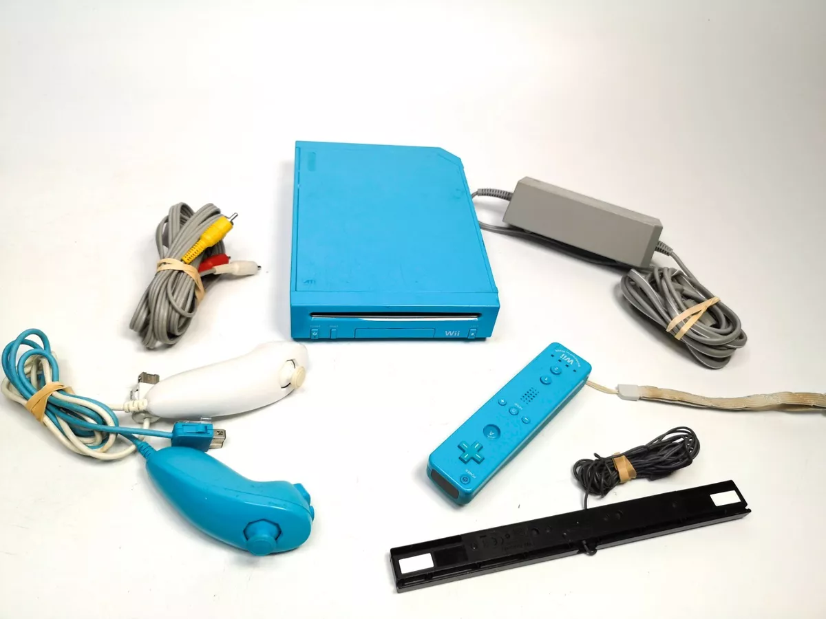 Nintendo Wii Limited Edition Blue Console RVL-101 Bundle Works Great