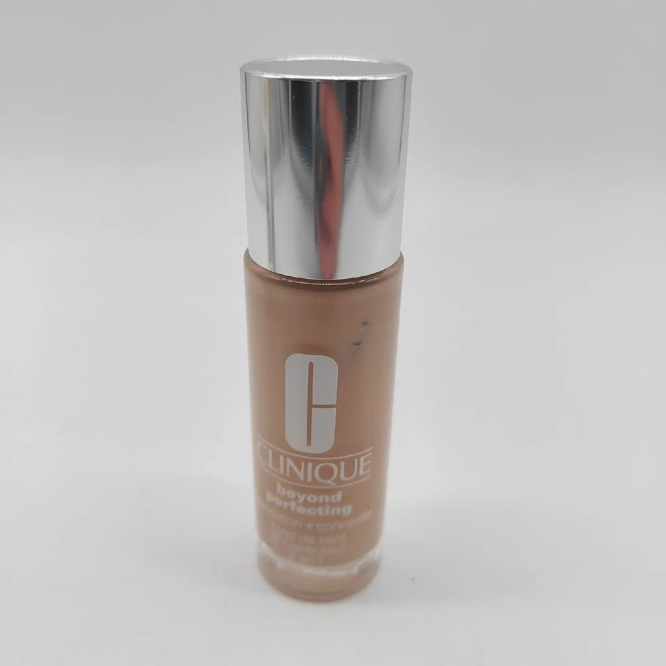 Clinique Foundation Make up Beyond Perfecting Hochdeckende Deckkraft langanhalte - Bild 2 von 4
