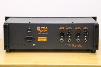 TOA E112 2ch グラフィックイコライザー　動作品　美品！ TOA E112 2ch グラフィックイコライザー 動作品 美品！