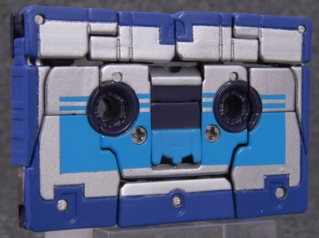 MP-16 Frenzy and Buzzsaw | Transformers Masterpiece | Takara Tomy Authentic - Image 3 of 4