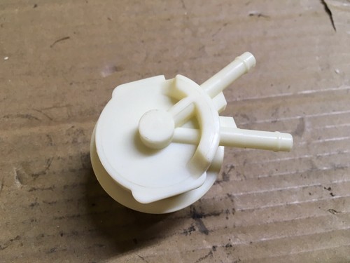New Wix 33275 Fuel Filter - Picture 6 of 6