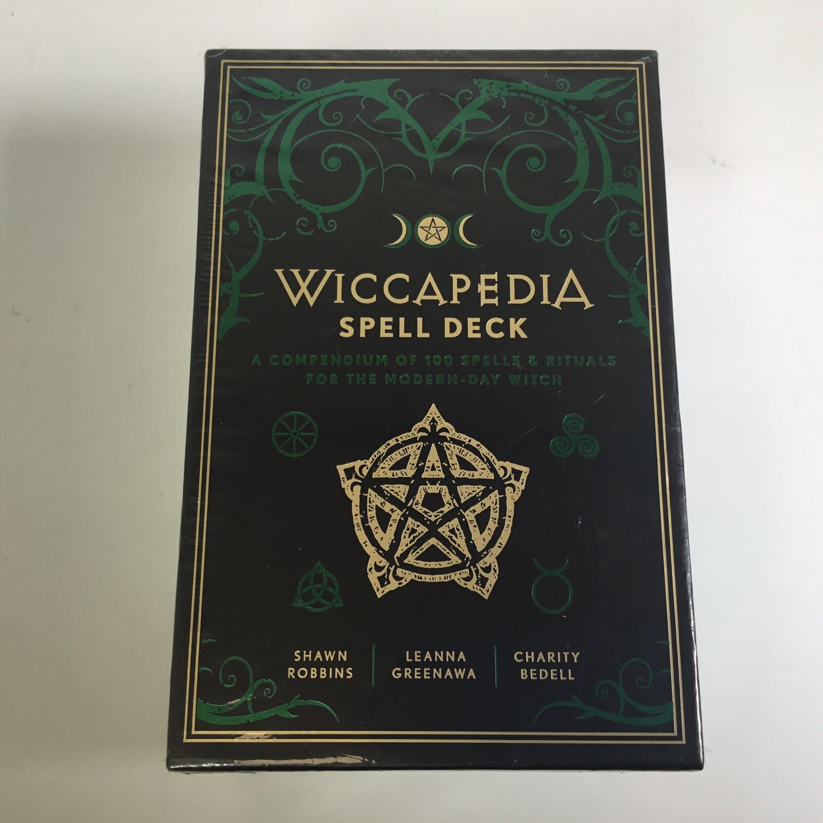 Wiccapedia Spell Deck: A Compendium of 100 Spells and Rituals New and Sealed