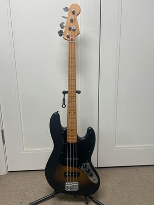 Squier 40th Anniversary Vintage Edition Jazz Bass - Satin Wide 2-Color Sunburst