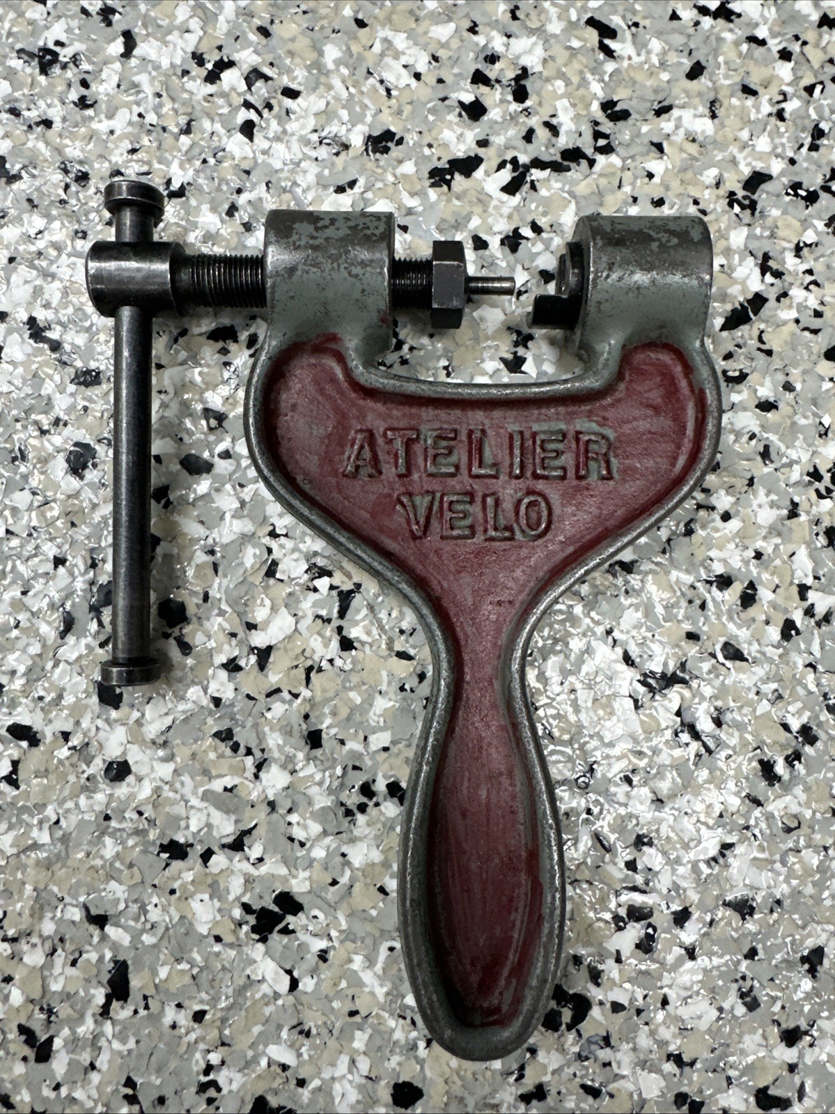 Vintage VAR 06 Chain Breaker Tool - Atelier Velo - Made in France