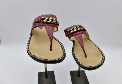 Women's Kim Rogers Crocodile Embossed Thong Sandal W/Chain Accent Size 7.5M NEW