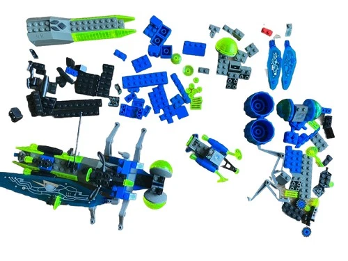 90's LEGO Space Insectoids 6907 6942 6837 6966 Sonic Stinger Weevil Incomp. lot