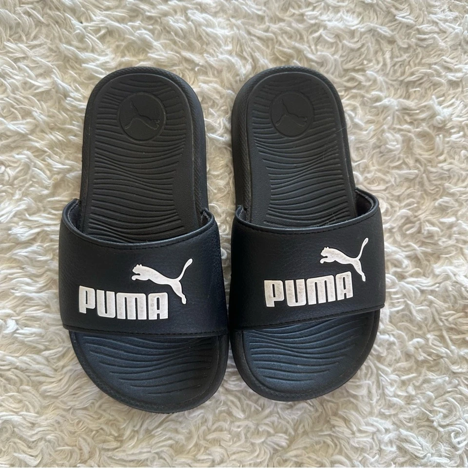 Puma Cool Cat 2.0 Little Kids Slides Black Size 12 EUC - Image 3 of 4