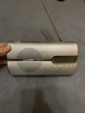 GRUNDIG MUSIC BOY 51 RP 5201 PLL Tragbarer Radiowecker SILBER Vintage