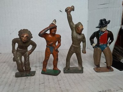 4 Gray Iron Cowboy And Indians Rare